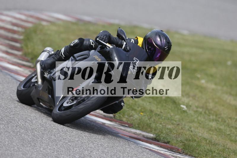 Archiv-2025/07 19.04.2025 Speer Racing ADR/Instruktorentraining/12